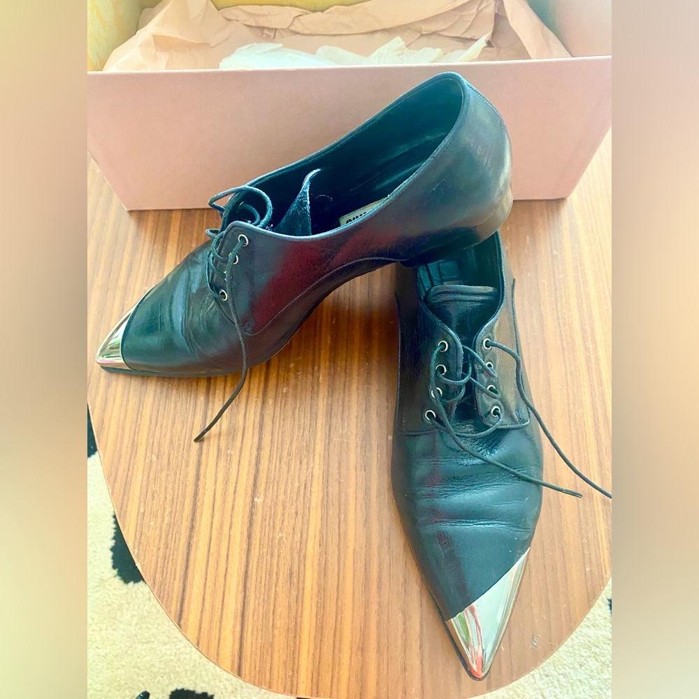 RARE Miu Miu Black Leather Pointed Toe Oxfords with Silver Metal Toe Cap EU 37